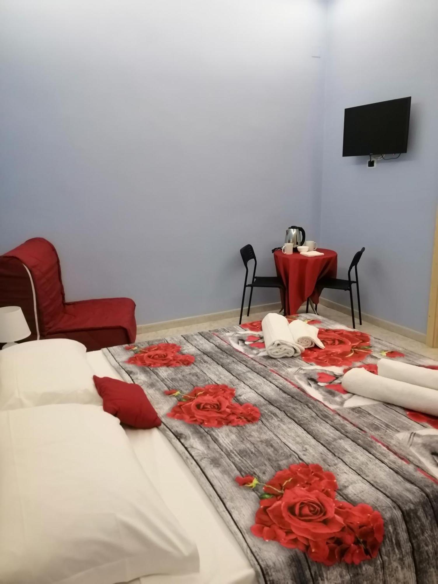 Guest House Francesco Νάπολη Εξωτερικό φωτογραφία